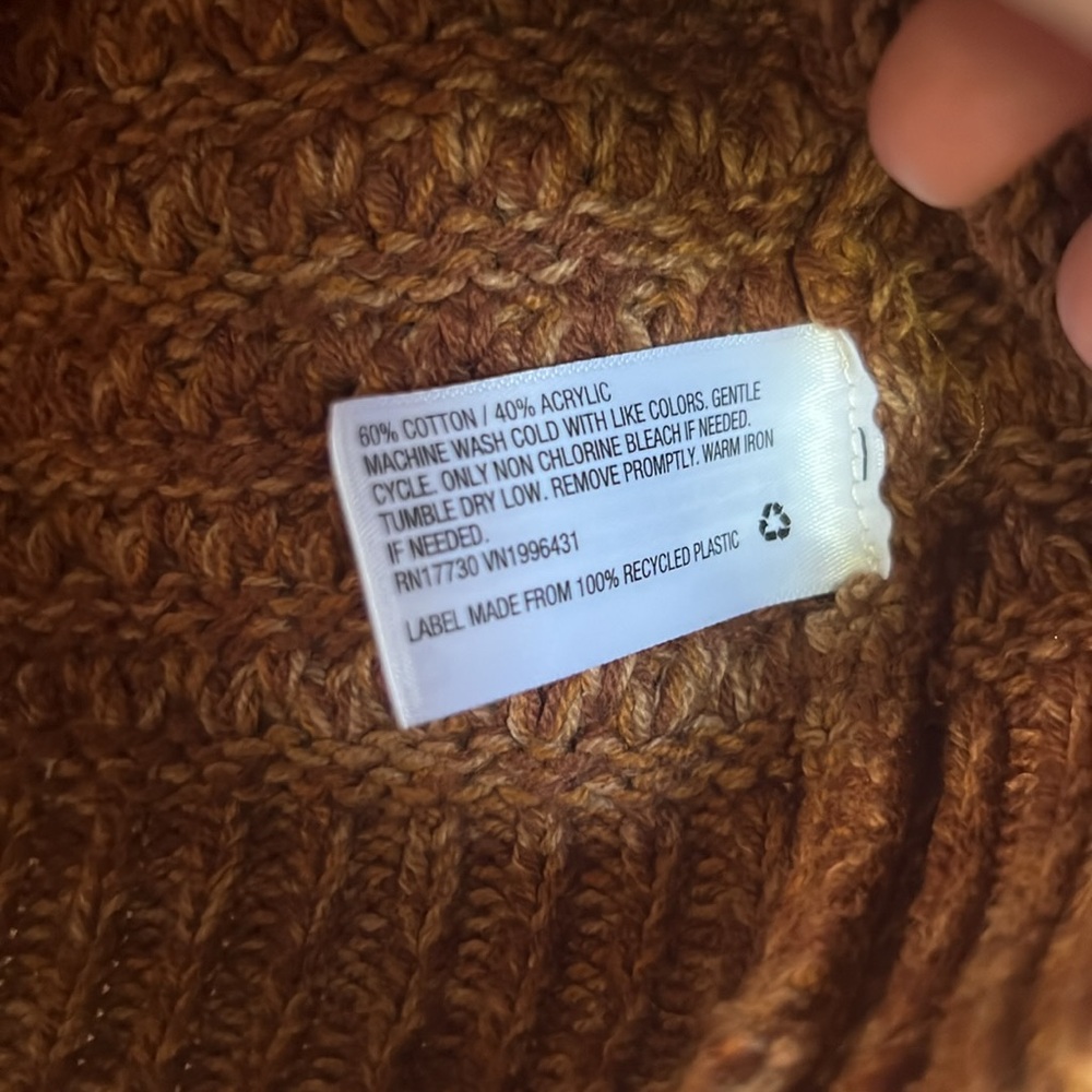 Universal Thread Chunky Sweater - Picture 3 of 5